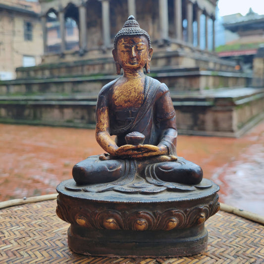 Amitābha Buddha Statue